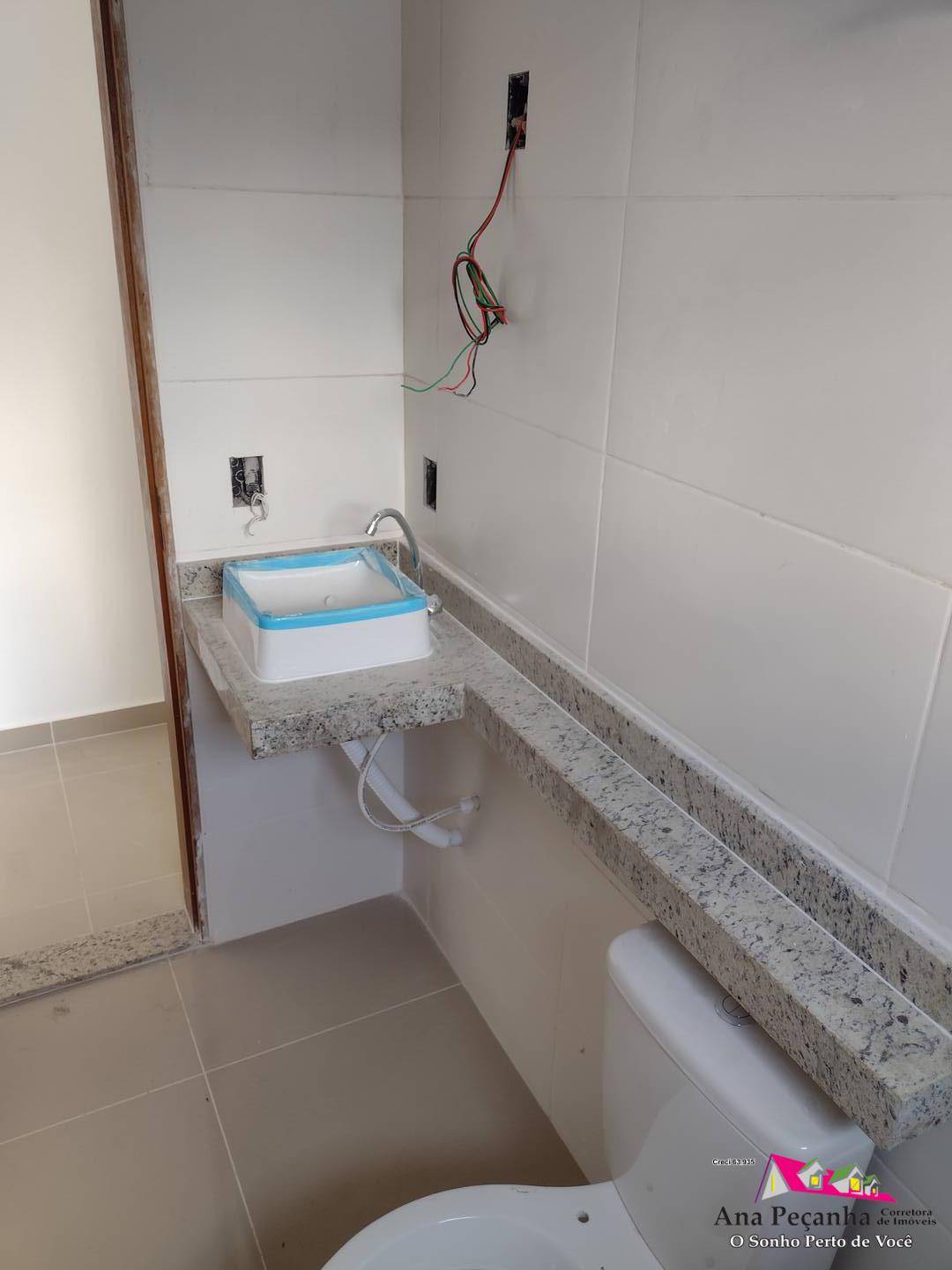 Casa à venda com 2 quartos, 65m² - Foto 13