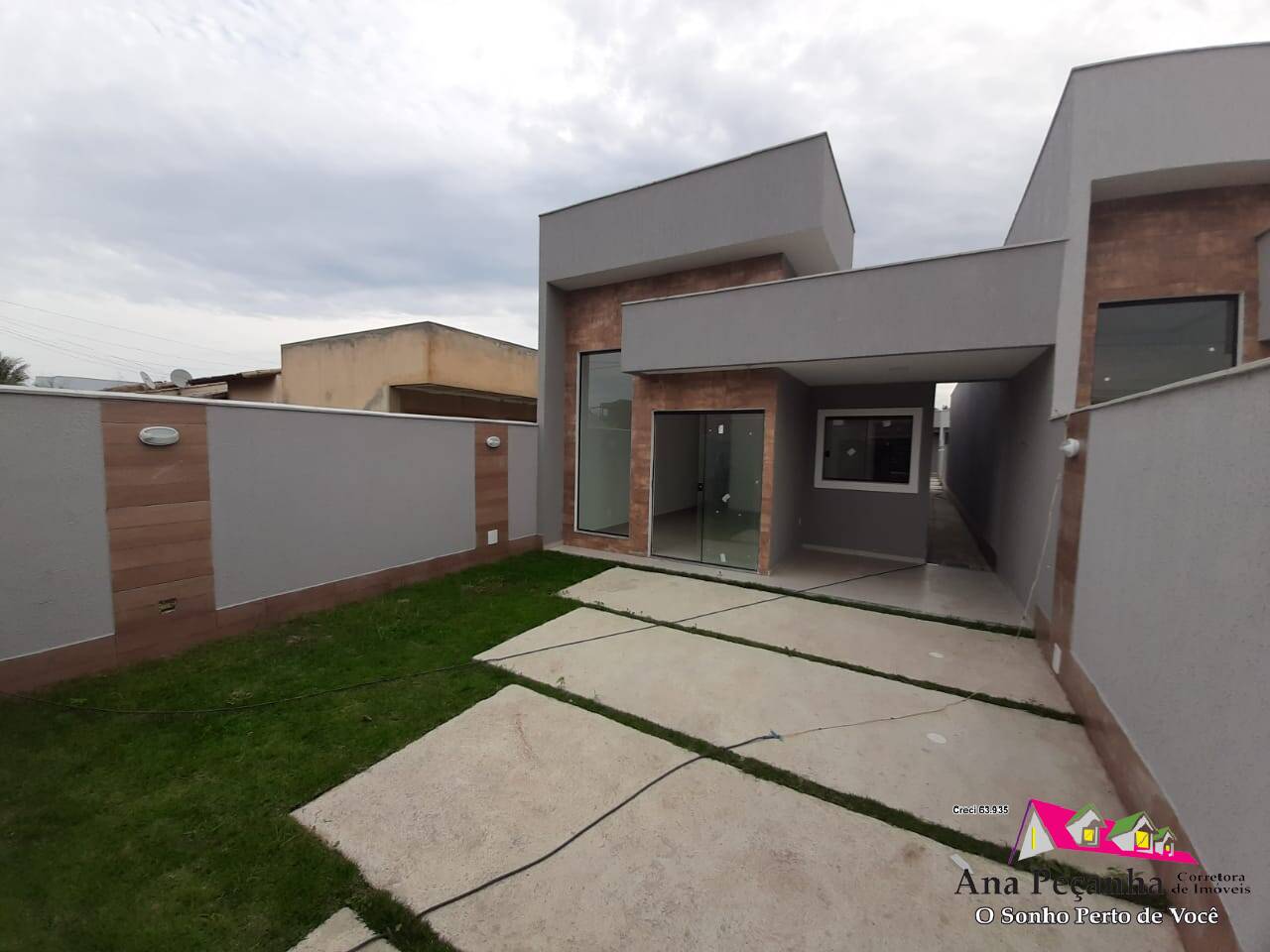 Casa à venda com 3 quartos, 140m² - Foto 1